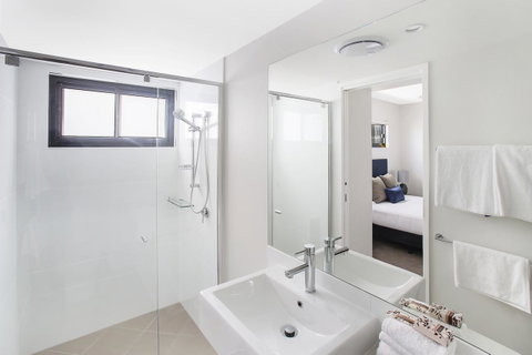 Direct Collective - Sea Breeze Mooloolaba - Accommodation Tasmania 7
