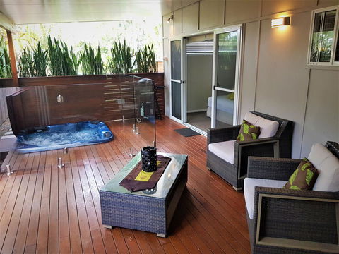 Pandanus Spa Cottage - Accommodation Tasmania 5