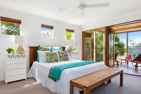 Jolly Roger's Beach House - Accommodation Tasmania 6