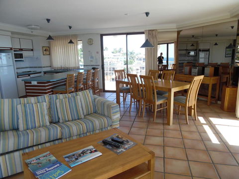 Coolum Caprice - Accommodation Tasmania 12