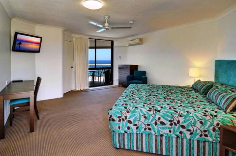 Coolum Caprice - Accommodation Tasmania 33