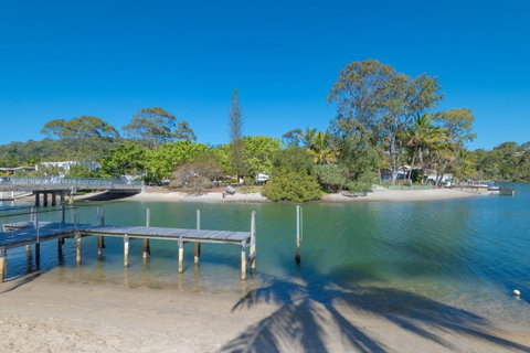 Caribbean Noosa - Accommodation Tasmania 3