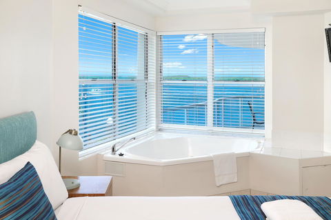 Watermark Resort Caloundra - Accommodation Tasmania 33
