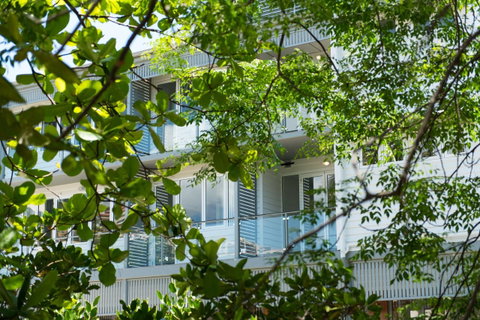 Heart Hotel And Gallery Whitsundays - Accommodation Tasmania 9