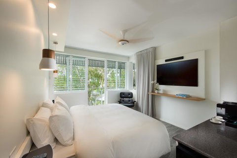 Heart Hotel And Gallery Whitsundays - Accommodation Tasmania 3