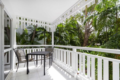 The White House Port Douglas - Accommodation Tasmania 25