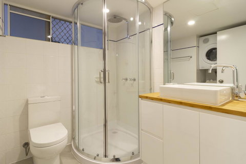 The White House Port Douglas - Accommodation Tasmania 4