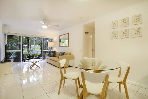 The White House Port Douglas - Accommodation Tasmania 14