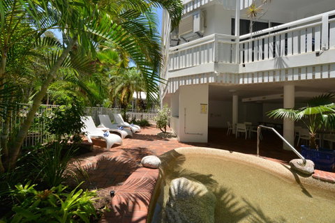 The White House Port Douglas - Accommodation Tasmania 19