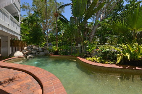 The White House Port Douglas - Accommodation Tasmania 17