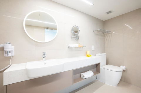 Pacific Hotel Cairns - Accommodation Tasmania 21