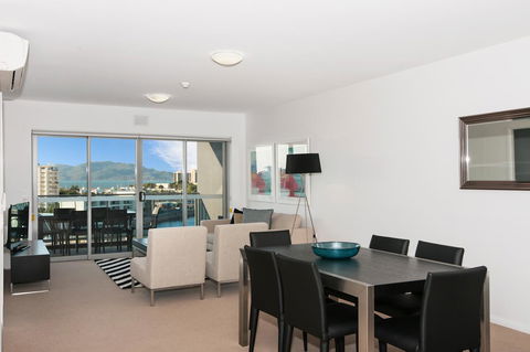 Allure Hotel & Apartments - Accommodation Tasmania 40