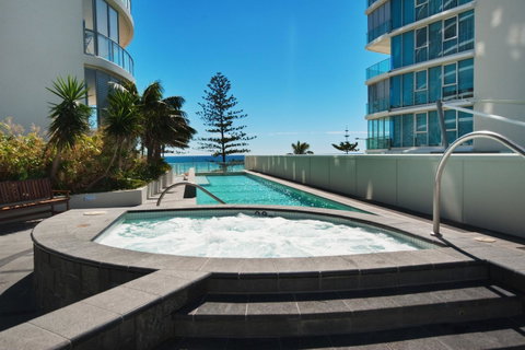 Reflections Tower Two - Accommodation Tasmania 0