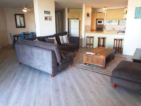 Casablanca Beachfront Apartments - Accommodation Tasmania 5