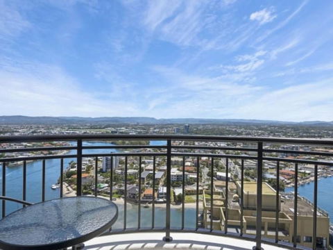 Beach Stay - Ocean & Riverview Resort Chevron Renaissance Central Surfers Paradise - Accommodation Tasmania 14