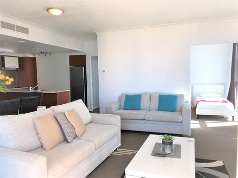Beach Stay - Ocean & Riverview Resort Chevron Renaissance Central Surfers Paradise - Accommodation Tasmania 19