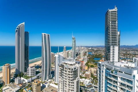 Beach Stay - Ocean & Riverview Resort Chevron Renaissance Central Surfers Paradise - Accommodation Tasmania 23