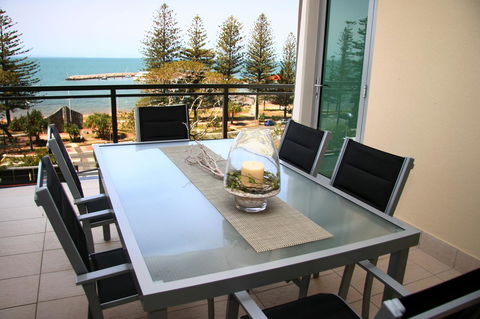 Proximity Waterfront Apartments - Accommodation Tasmania 35