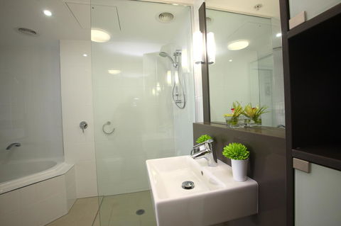 Monaco Caloundra - Accommodation Tasmania 35