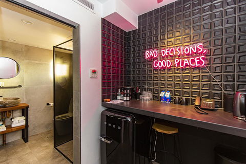 The Pink Hotel Coolangatta - Accommodation Tasmania 15