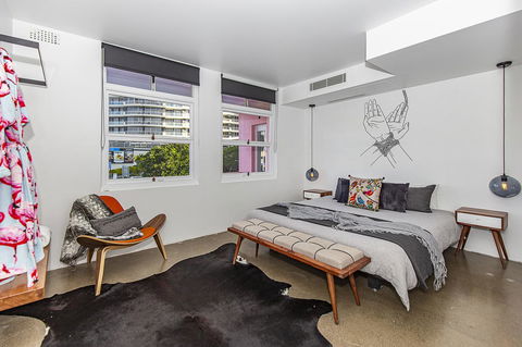 The Pink Hotel Coolangatta - Accommodation Tasmania 11