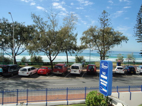 Grosvenor Beachfront Apartments Surfers Paradise - Accommodation Tasmania 16