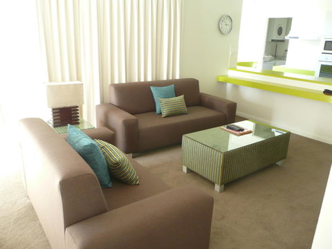 Grosvenor Beachfront Apartments Surfers Paradise - Accommodation Tasmania 8