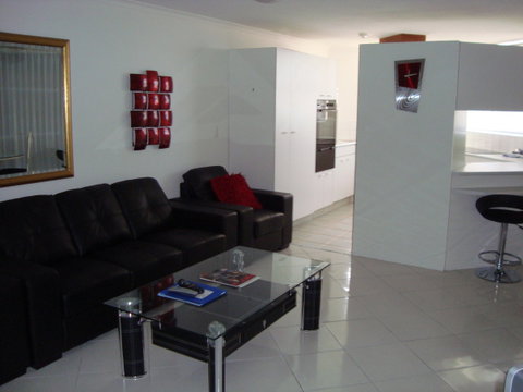 Grosvenor Beachfront Apartments Surfers Paradise - Accommodation Tasmania 36