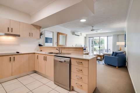 Coolum At The Beach - Accommodation Tasmania 42