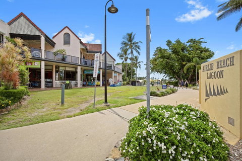 Montipora Unit 3 - In The Heart Of Airlie, Wi-fi And Netflix - Accommodation Tasmania 11