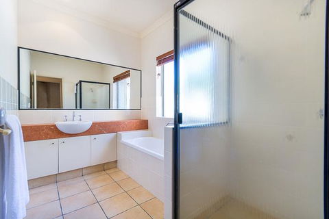 Hepburn Holiday Haven - Accommodation Tasmania 18