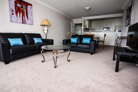 The Phoenician Resort - Accommodation Tasmania 28