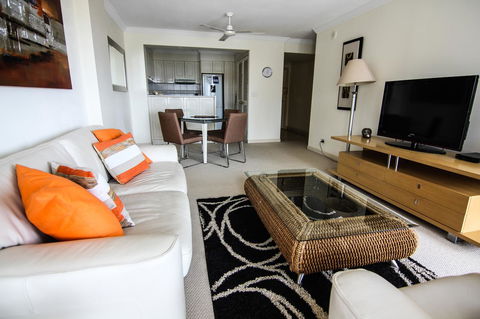 The Phoenician Resort - Accommodation Tasmania 2