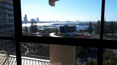 De Ville Apartments - Accommodation Tasmania 4