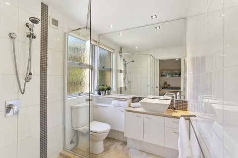 Noosa De Villa - Accommodation Tasmania 6