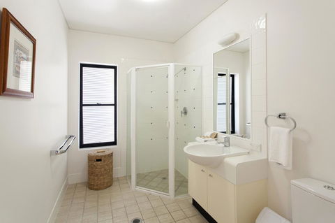 The Point Coolum - Accommodation Tasmania 1