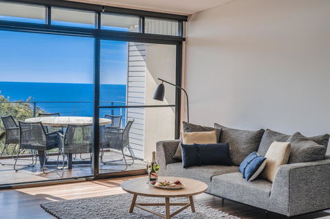 The Point Coolum - Accommodation Tasmania 24