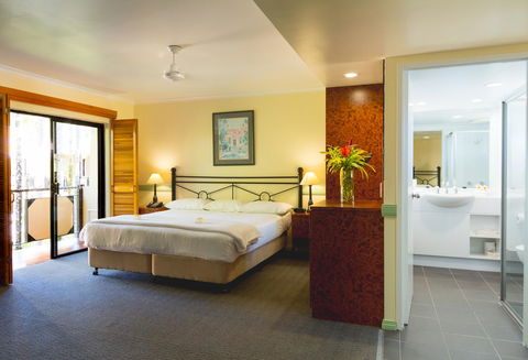 Palm Royale Cairns - Accommodation Tasmania 25