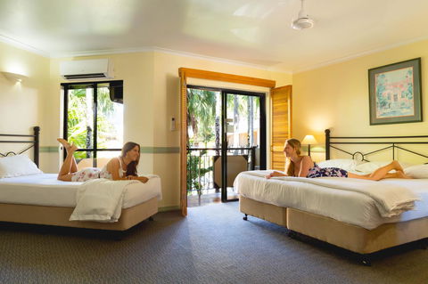 Palm Royale Cairns - Accommodation Tasmania 22