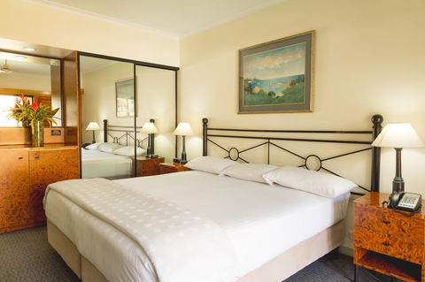 Palm Royale Cairns - Accommodation Tasmania 27