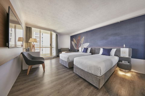 Novotel Surfers Paradise - Accommodation Tasmania 4