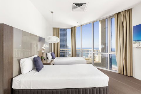 Novotel Surfers Paradise - Accommodation Tasmania 2