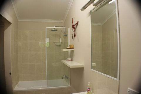 Boutique Bungalows - Accommodation Tasmania 43