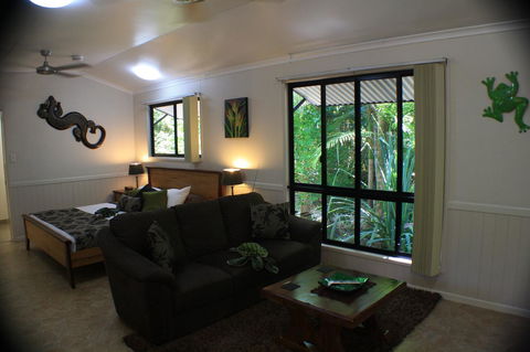 Boutique Bungalows - Accommodation Tasmania 40