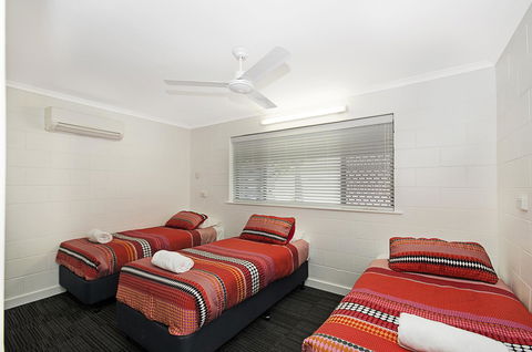 Townsville Holiday Apartments - Accommodation Tasmania 15