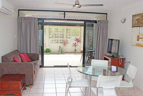 Townsville Holiday Apartments - Accommodation Tasmania 10