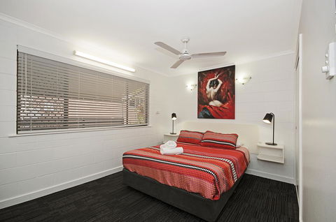 Townsville Holiday Apartments - Accommodation Tasmania 14