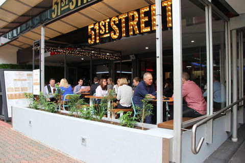 George Williams Hotel - Accommodation Tasmania 9