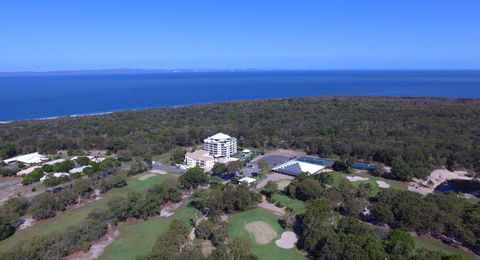 Fairways Golf & Beach Retreat Bribie Island - Accommodation Tasmania 7