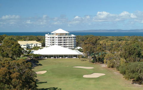Fairways Golf & Beach Retreat Bribie Island - Accommodation Tasmania 10